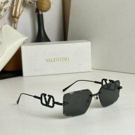Picture of Valentino Sunglasses _SKUfw54107407fw